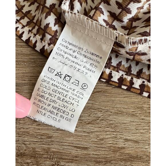 Allover Print Notched Neck Flounce Sleeve Blouse Size Small - Picture 9 of 11